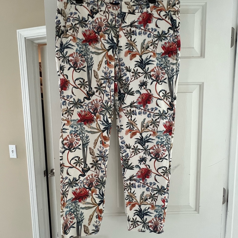 Zara Woman Floral Print Pants